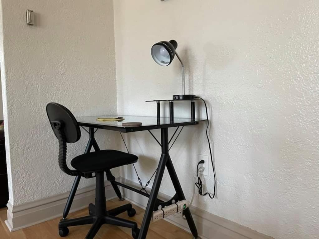 2 Bedroom Apt Near Great Lakes Naval Base And 6 Flags Waukegan Bagian luar foto
