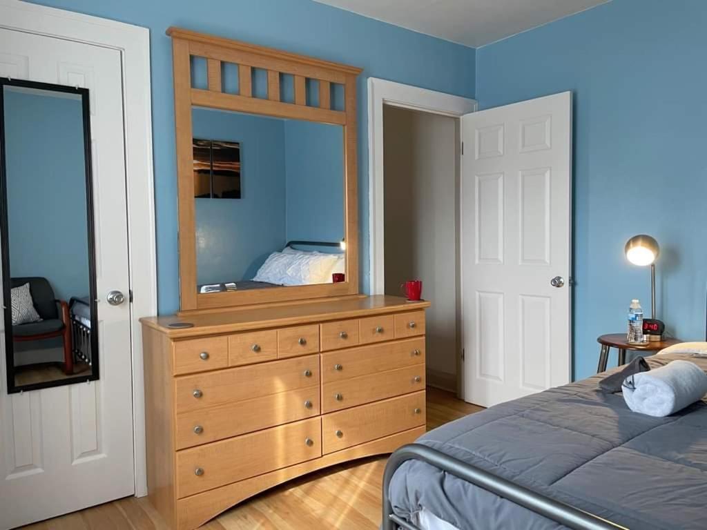 2 Bedroom Apt Near Great Lakes Naval Base And 6 Flags Waukegan Bagian luar foto