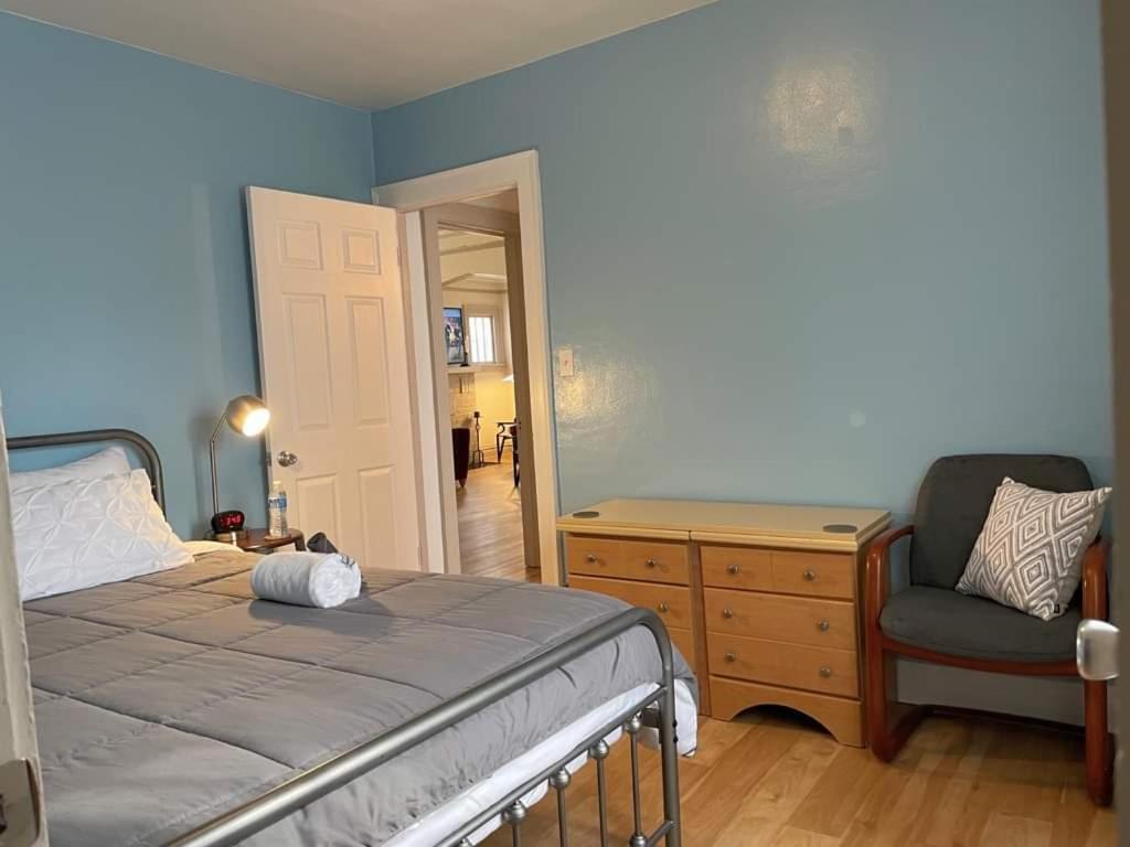 2 Bedroom Apt Near Great Lakes Naval Base And 6 Flags Waukegan Bagian luar foto